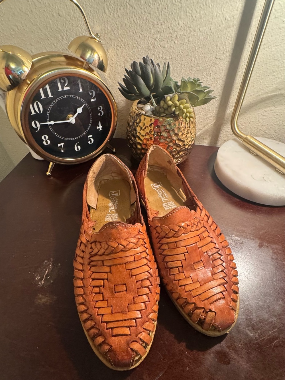Source Unknown Orange-Brown Woven Leather Flats